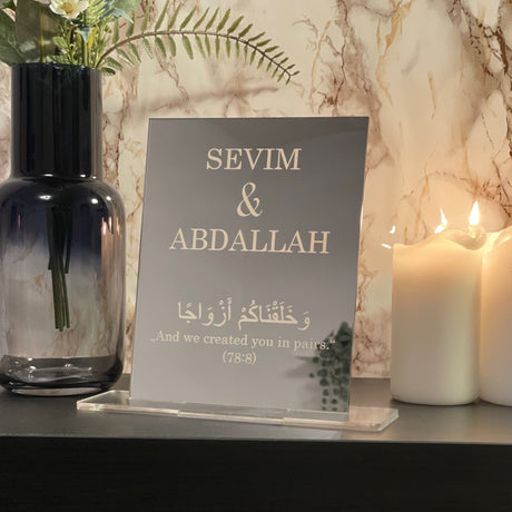Personalisierte islamische Deko aus silbernem Acrylglas für Hochzeiten und Paare