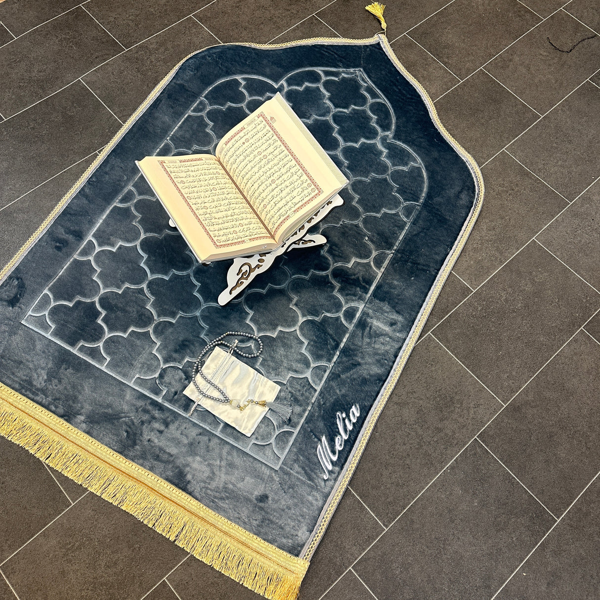 Prayer rug with padding