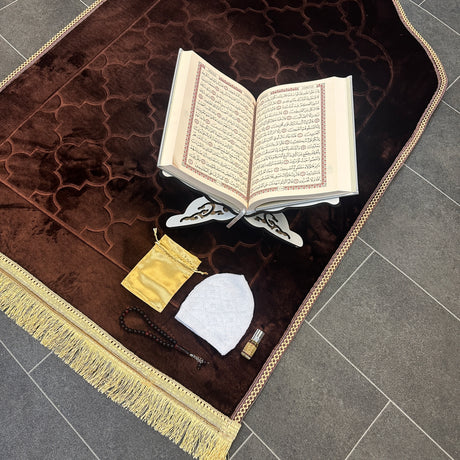 Prayer rug with padding